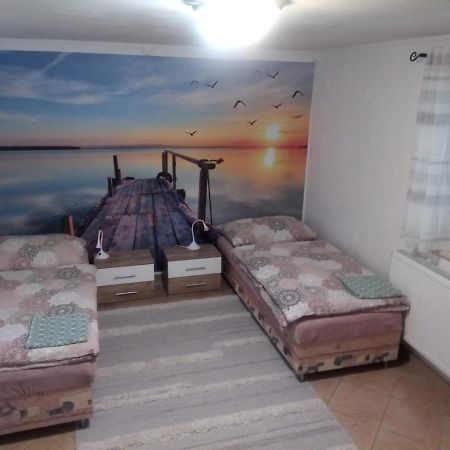 Apartman U Zlateho Krizku Вельке-Мезіржічі Екстер'єр фото